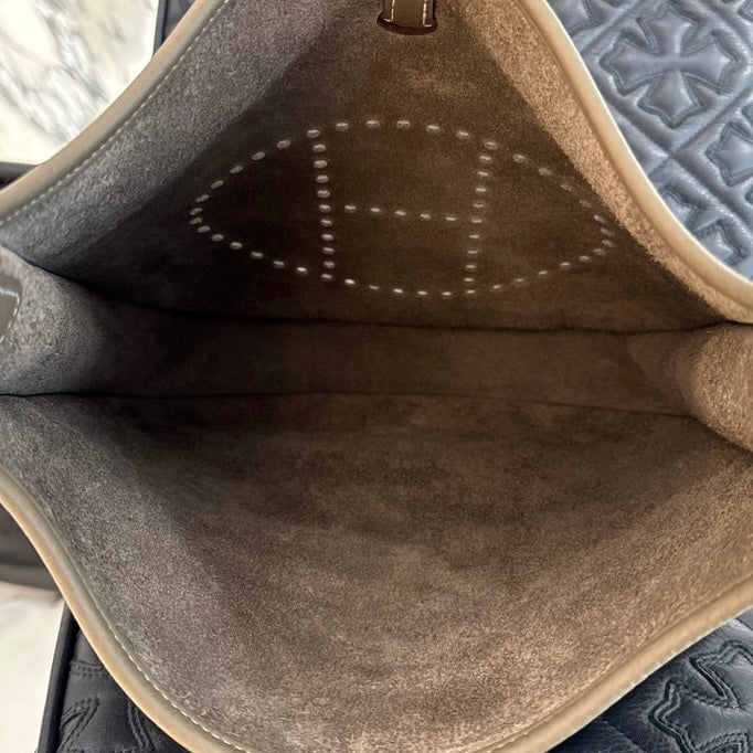 HERMES Evelyn III Trois PM "Etoupe" W刻印 エルメス エブリンIII トロワ PM "エトゥープ" レザーショルダーバッグ W刻印