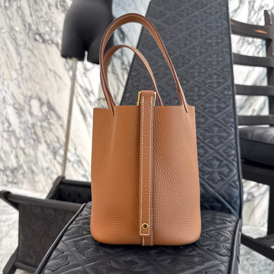 K刻印 新品 HERMES ピコタン ロック 18 PM ゴールド×ゴールド金具 HERMES Picotin Lock PM 18 