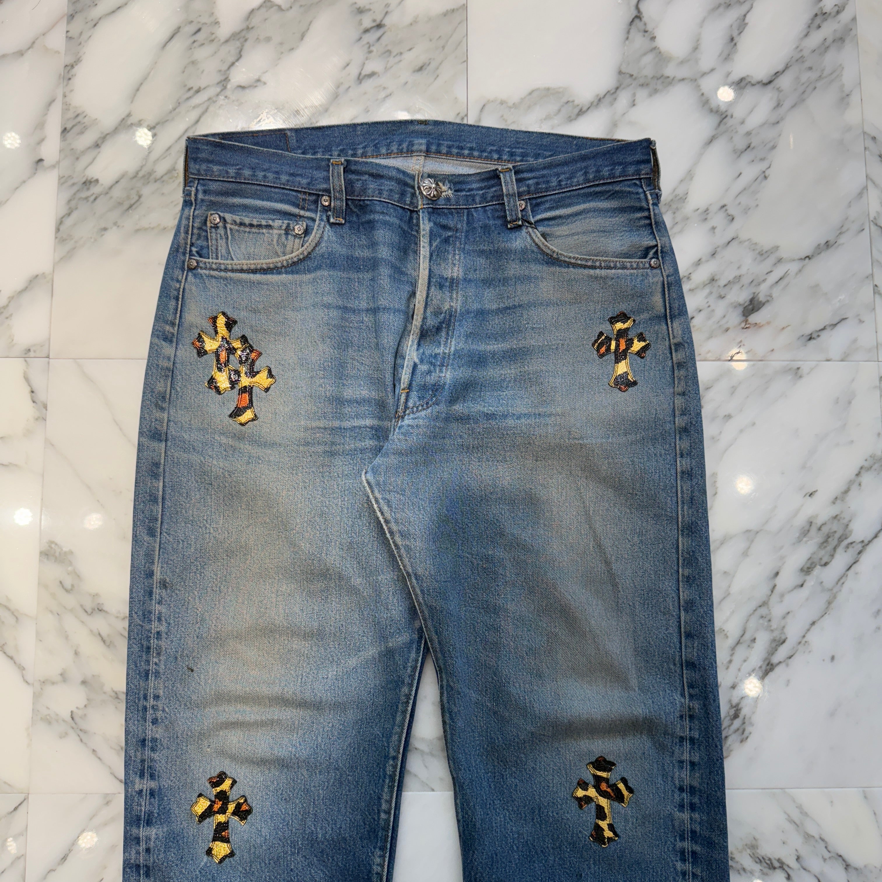 CHROME HEARTS × Levi's 501 VNTG Patent Leopard Leather Cross Patch Jeans Size 33 クロムハーツ × リーバイス 501 ヴィンテージ パテント レオパード レザークロスパッチ ジーンズ デニムパンツ サイズ33