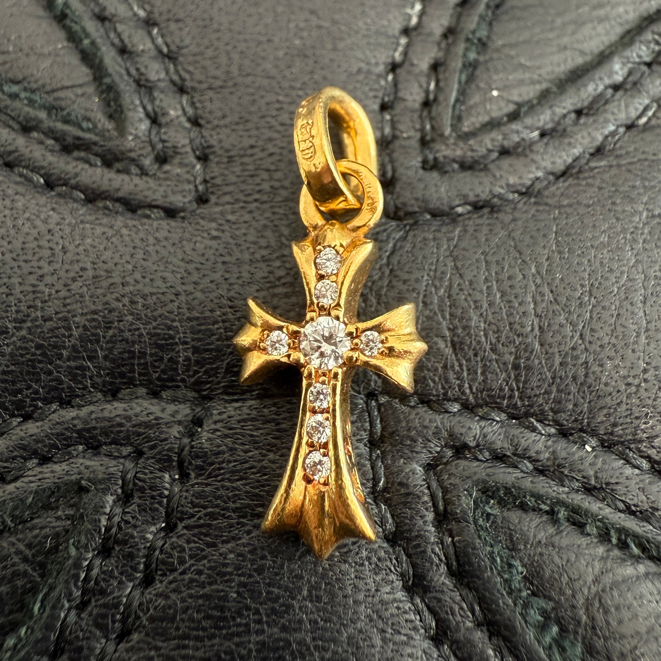 CHROME HEARTS 22K Baby Fat Cross Pave Diamond Pendant Top クロムハーツ 22K ベビーファット クロス パヴェダイヤモンド ペンダントトップ