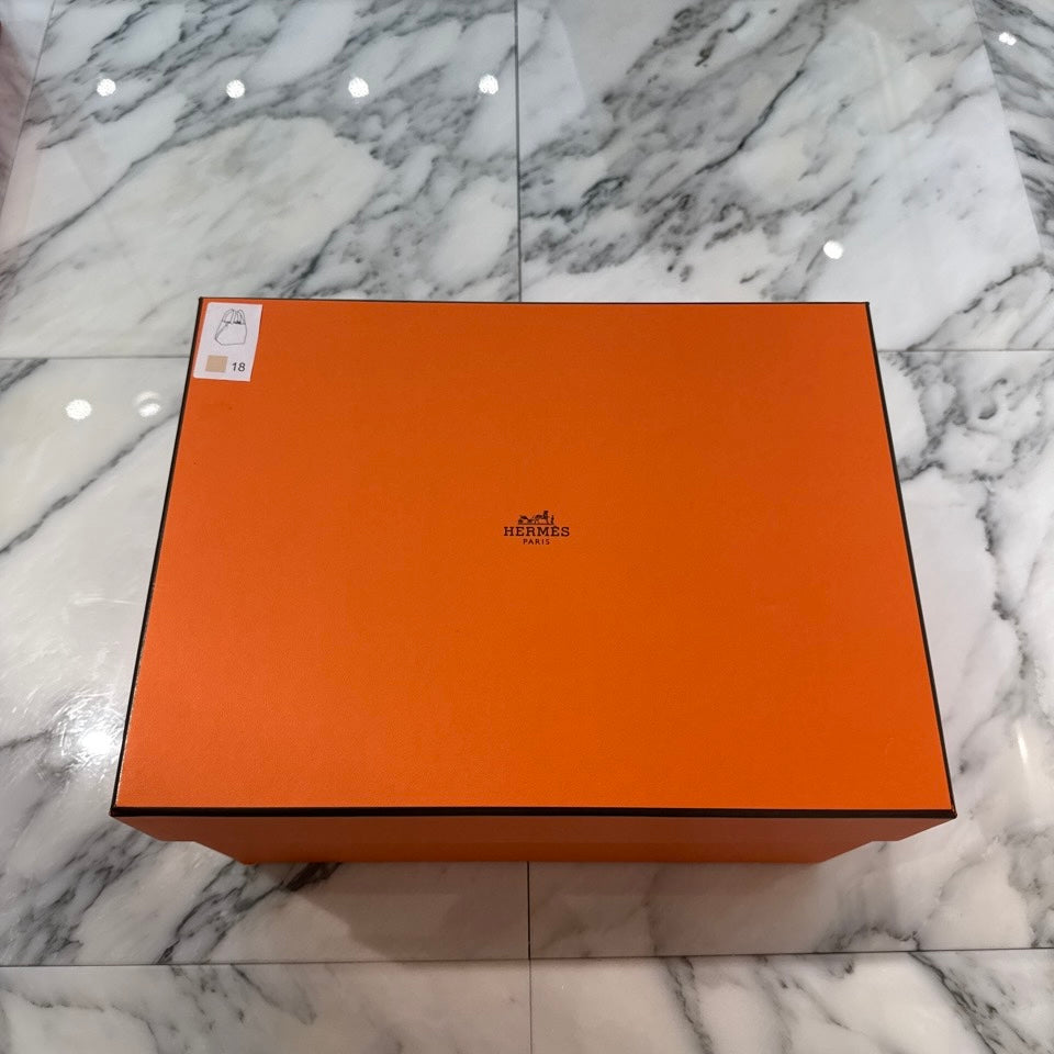 HERMES Picotin Lock PM 18 