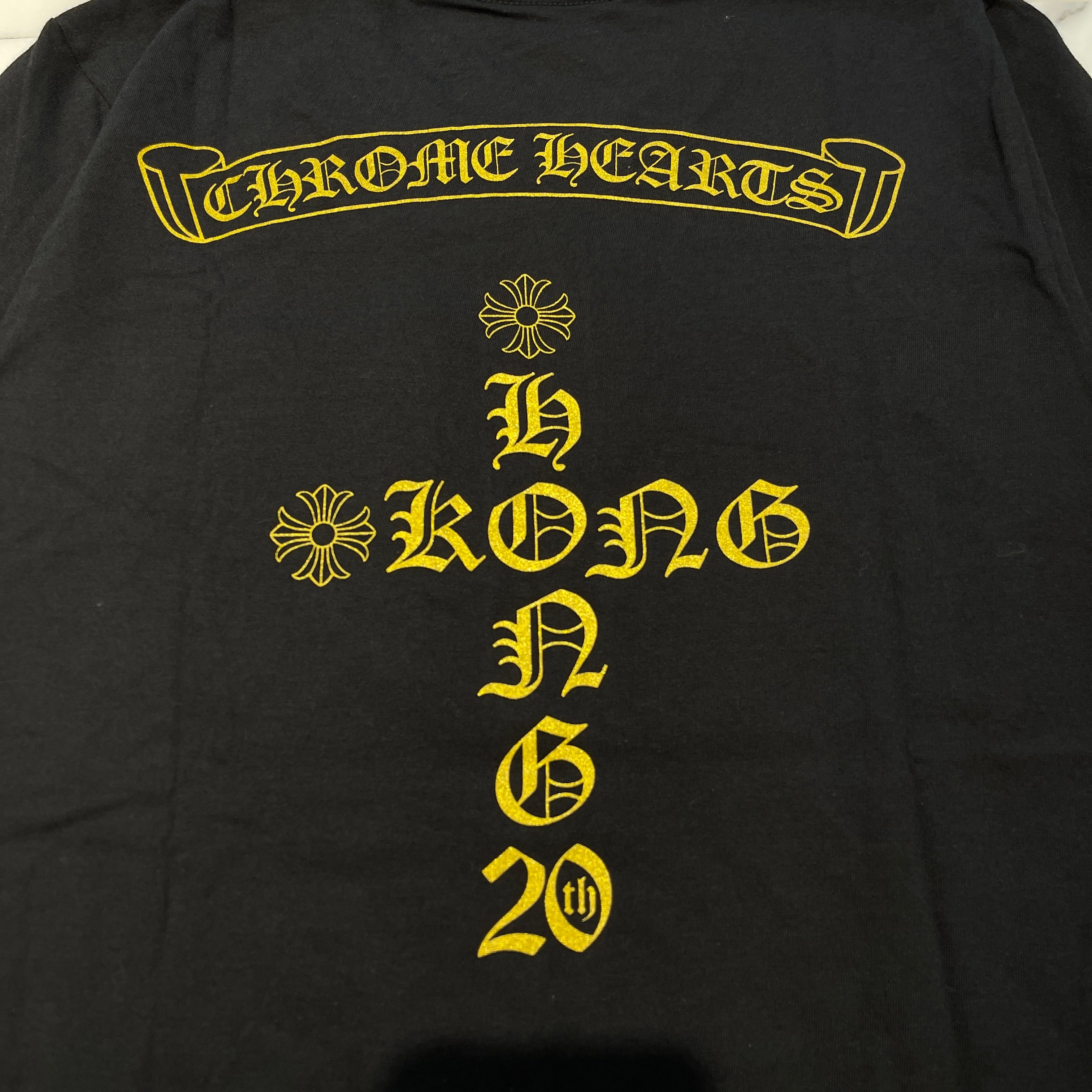 CHROME HEARTS HongKong Limited Back Scroll And Logo Cross Tee Size S クロムハーツ 香港限定 バックスクロール＆ロゴクロス Tシャツ サイズS