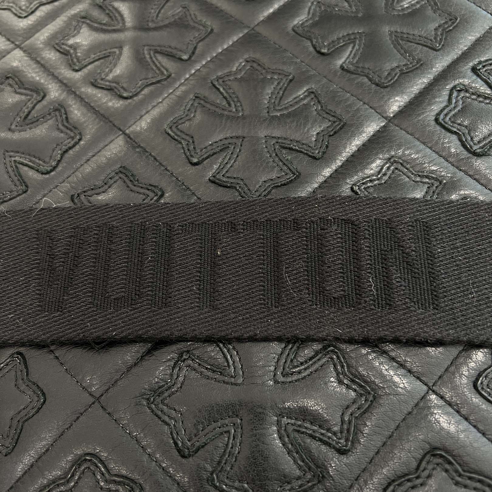 LOUIS VUITTON S-Lock Messenger Monogram Shoulder Bag M58489 ルイヴィトン Sロック メッセンジャー モノグラム ショルダーバッグ