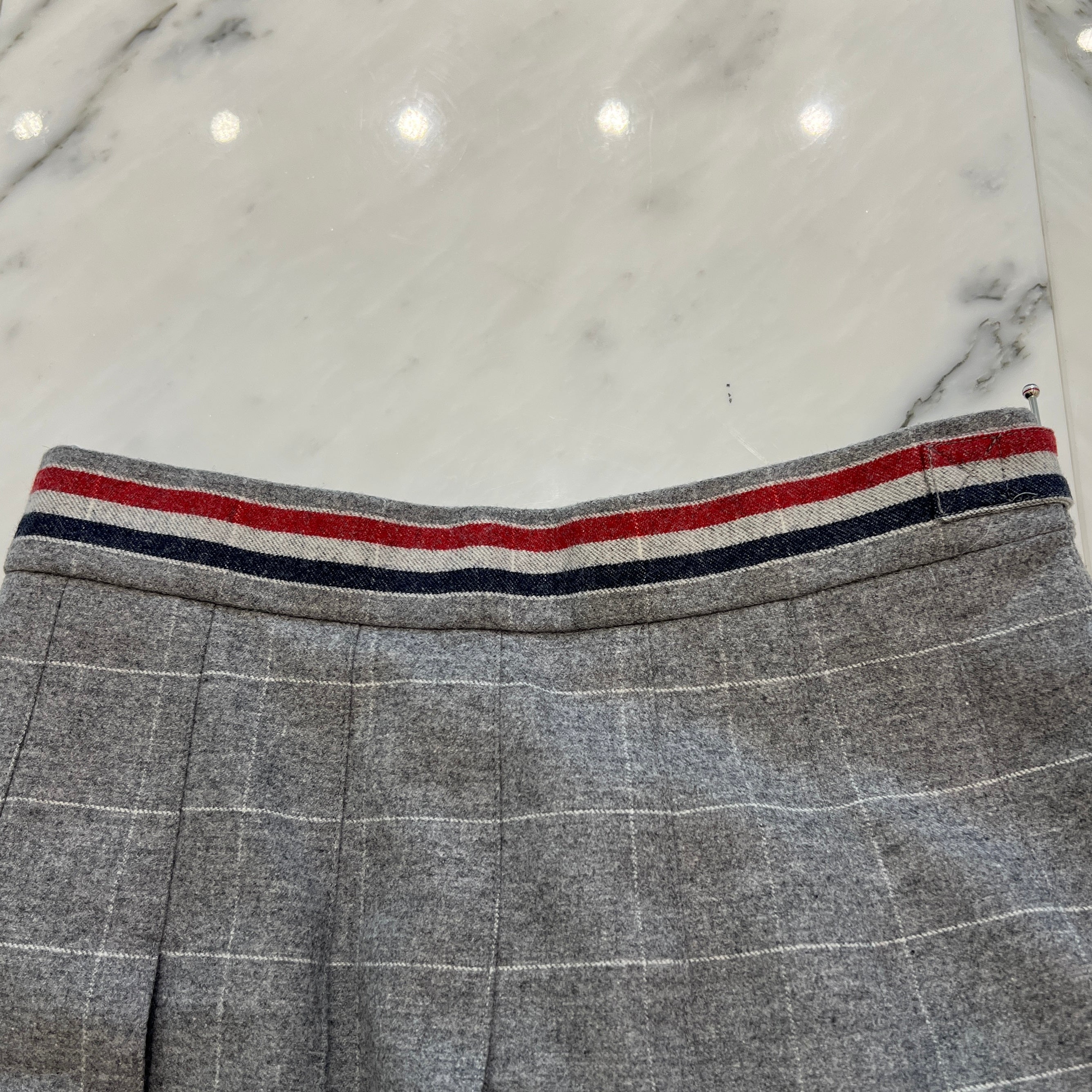 THOM BROWNE 4Bar Checkered Pleated High-Low Skirt FGC402A-F0039-035 Size 38 トムブラウン 4バー チェック柄 プリーツ ハイロースカート サイズ38