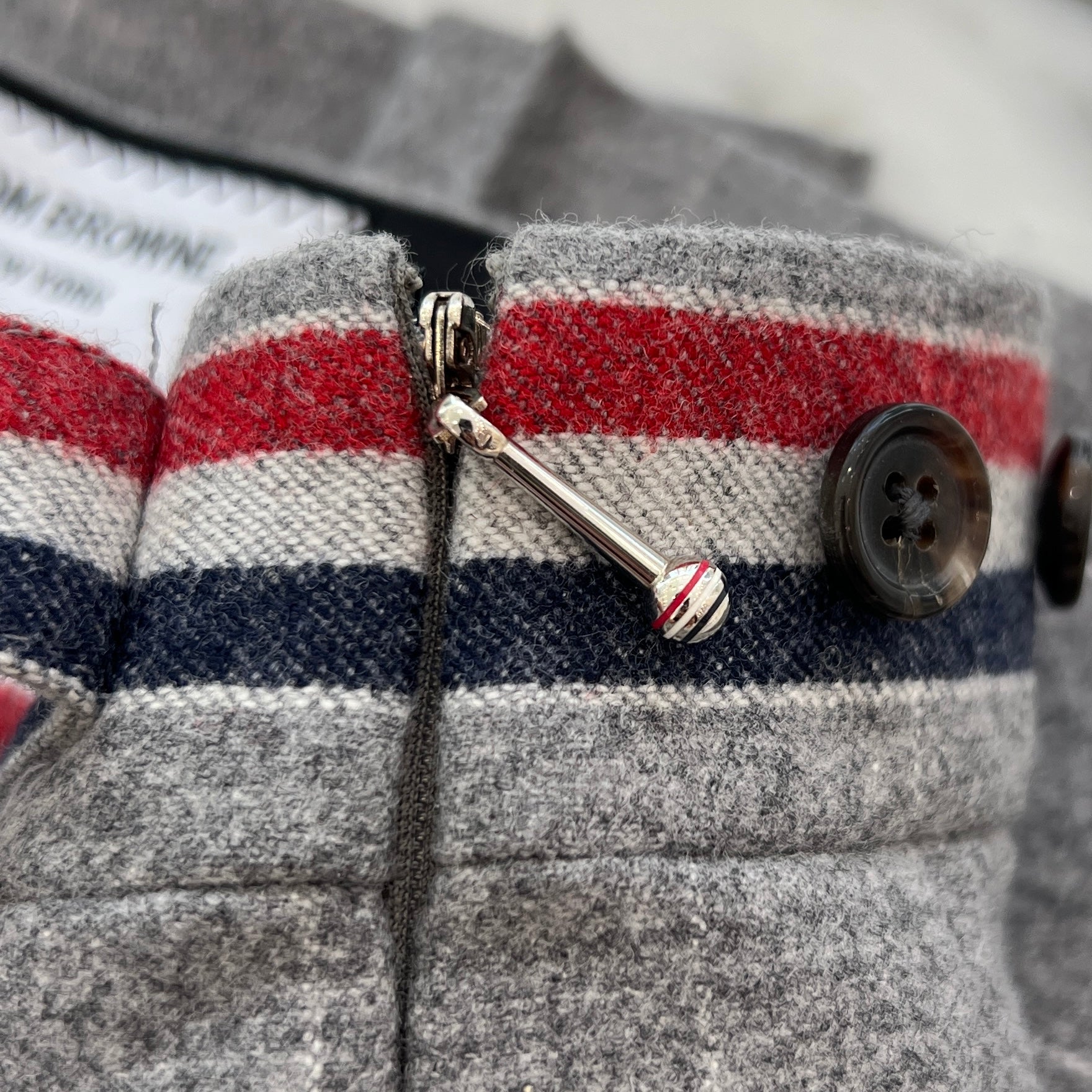 THOM BROWNE 4Bar Checkered Pleated High-Low Skirt FGC402A-F0039-035 Size 38 トムブラウン 4バー チェック柄 プリーツ ハイロースカート サイズ38