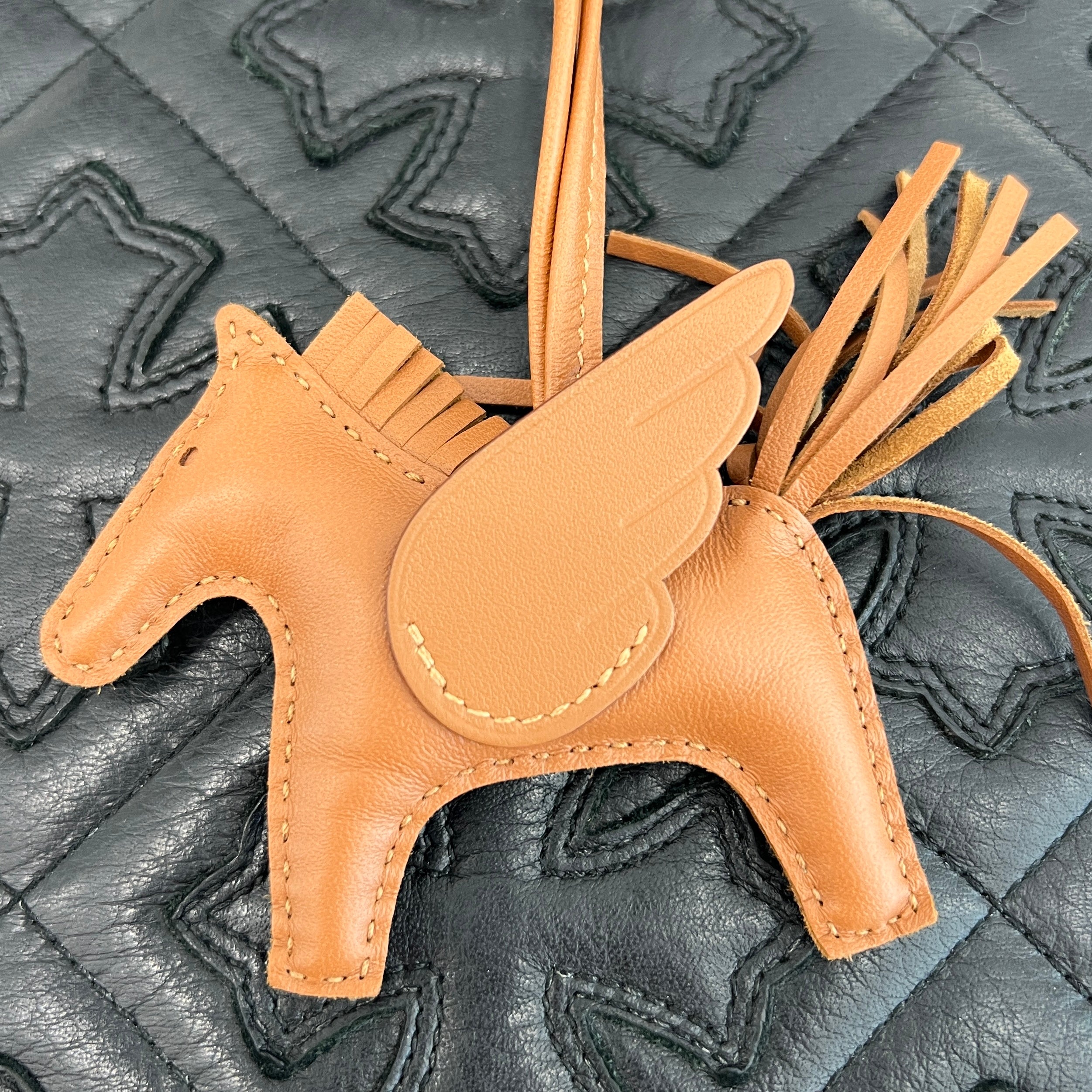 HERMES Rodeo Pegasus PM Charm W刻印 エルメス ロデオ ペガサス PM チャーム