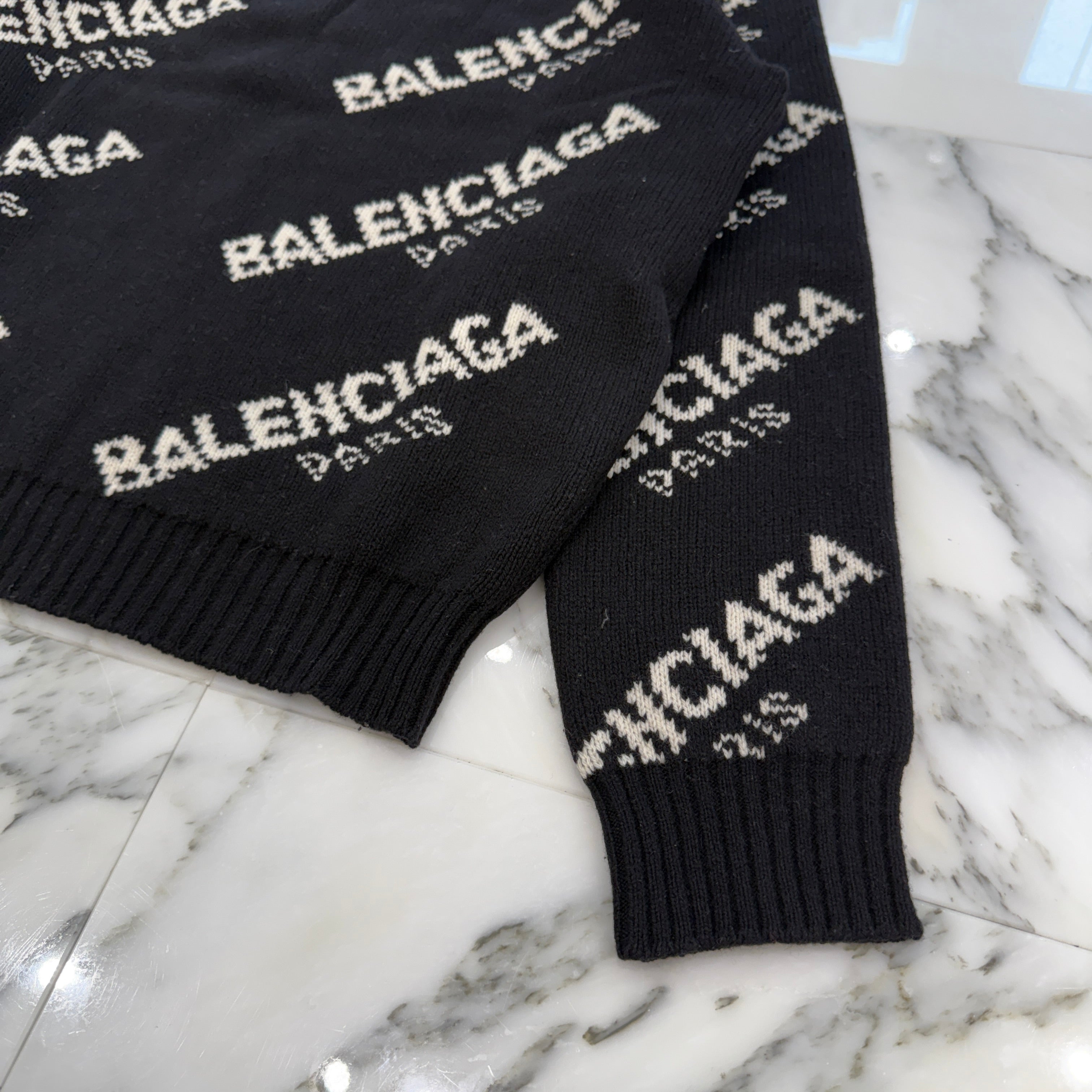 BALENCIAGA 2017AW All Over Logo Knit Sweater 507287 T1442