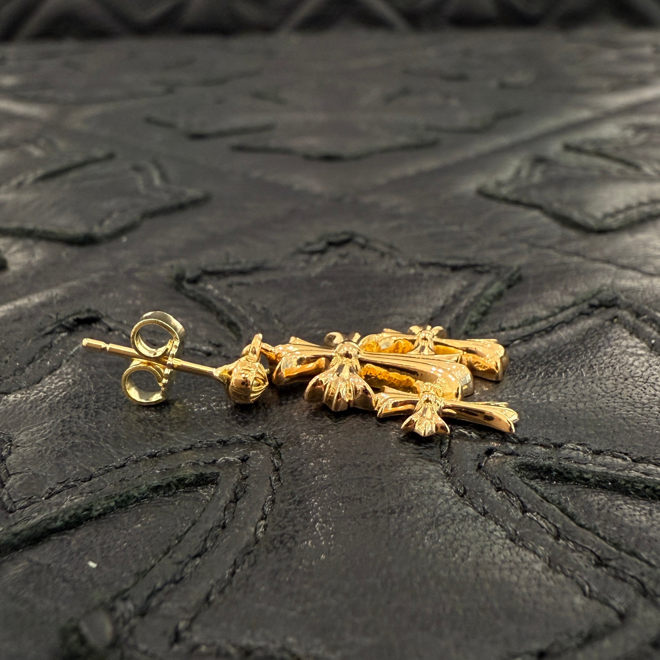 CHROME HEARTS 22K Triple Cross Earring クロムハーツ 22K トリプルクロス イヤリング ピアス