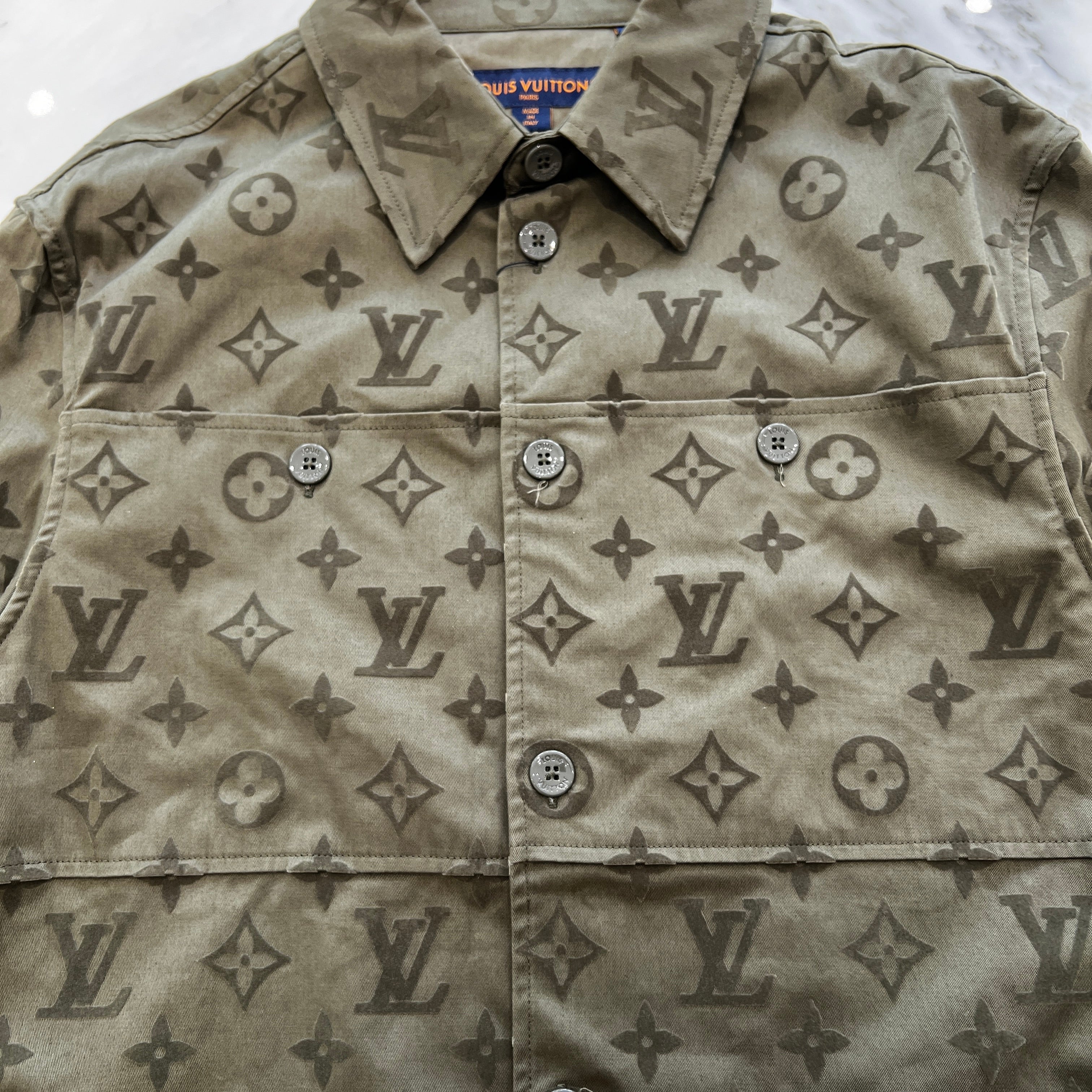 LOUIS VUITTON 2023SS Monogram Cotton Overshirt 1ABNP8 Size S ルイヴィトン モノグラム コットン オーバーシャツ サイズS