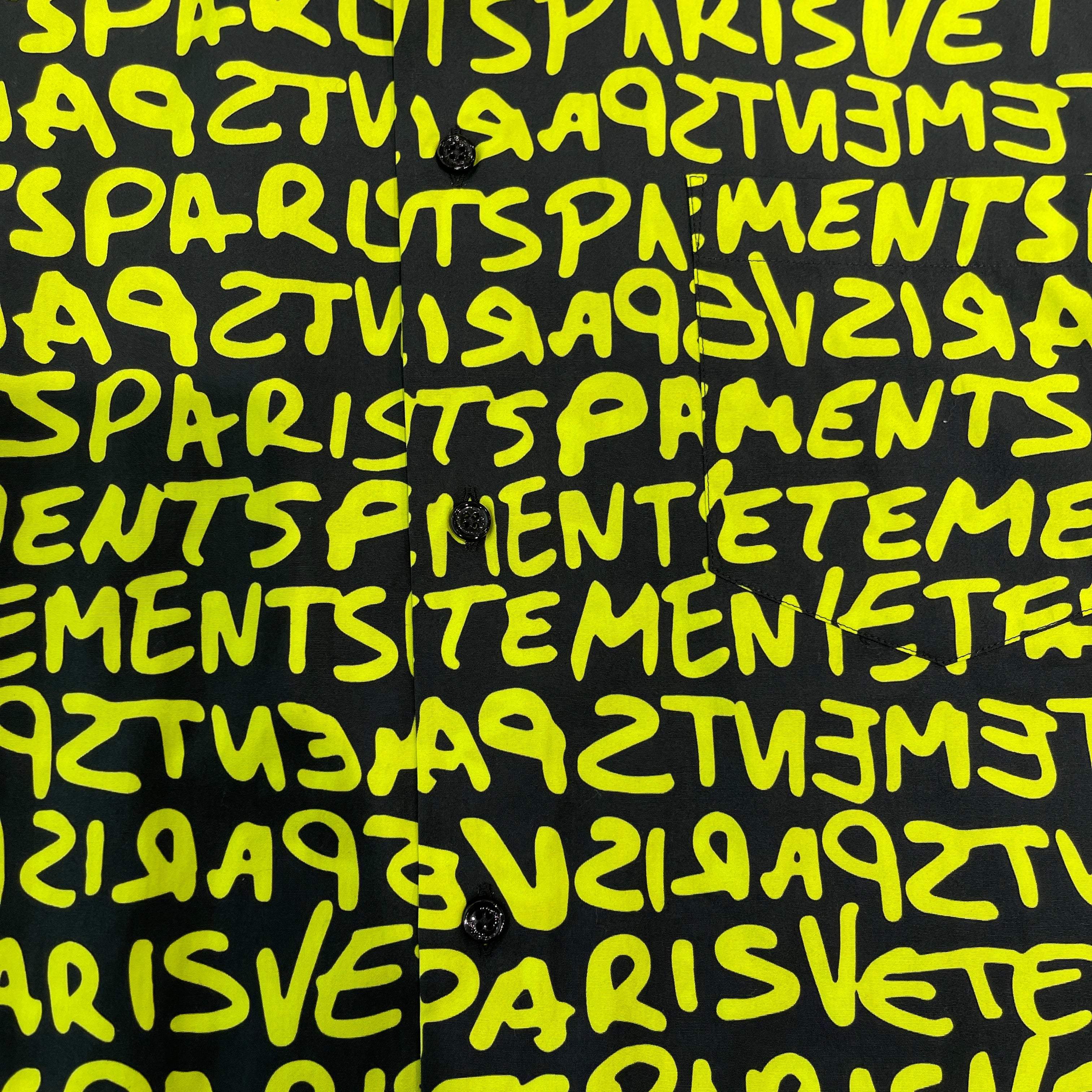 VETEMENTS 2024SS All Over Logo Shirt UE64SH800BY Size XS ヴェトモン オールオーバーロゴ シャツ サイズXS