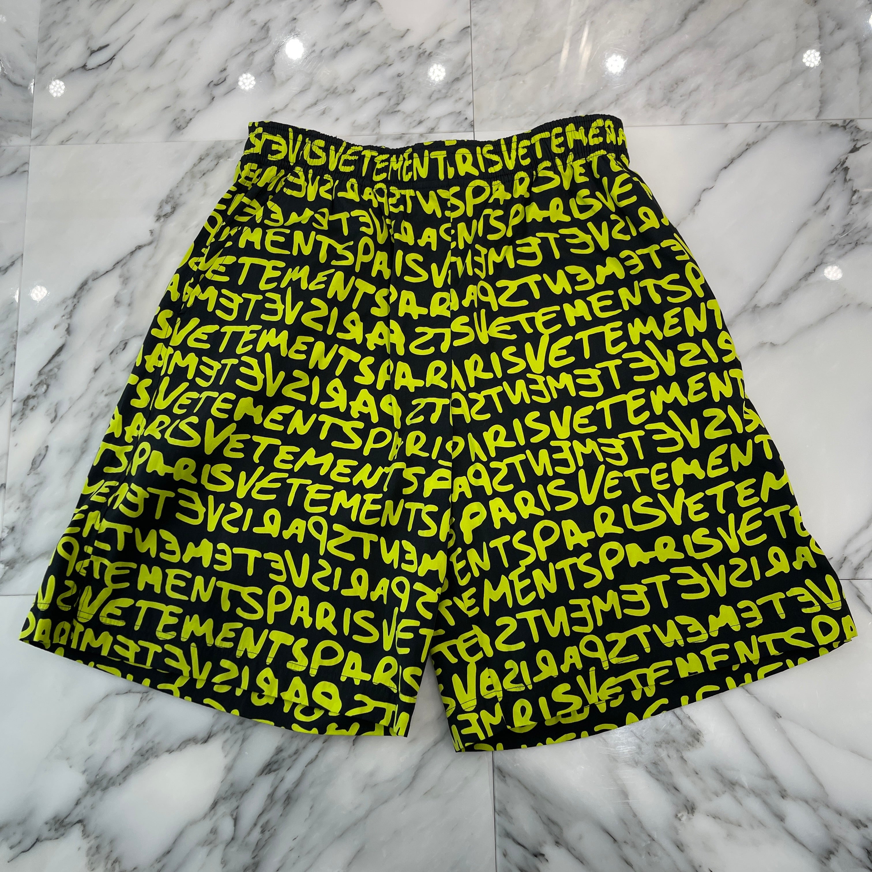 VETEMENTS 2024SS All Over Logo Half Pants UE64SS300BY Size XS ヴェトモン オールオーバーロゴ ハーフパンツ サイズXS