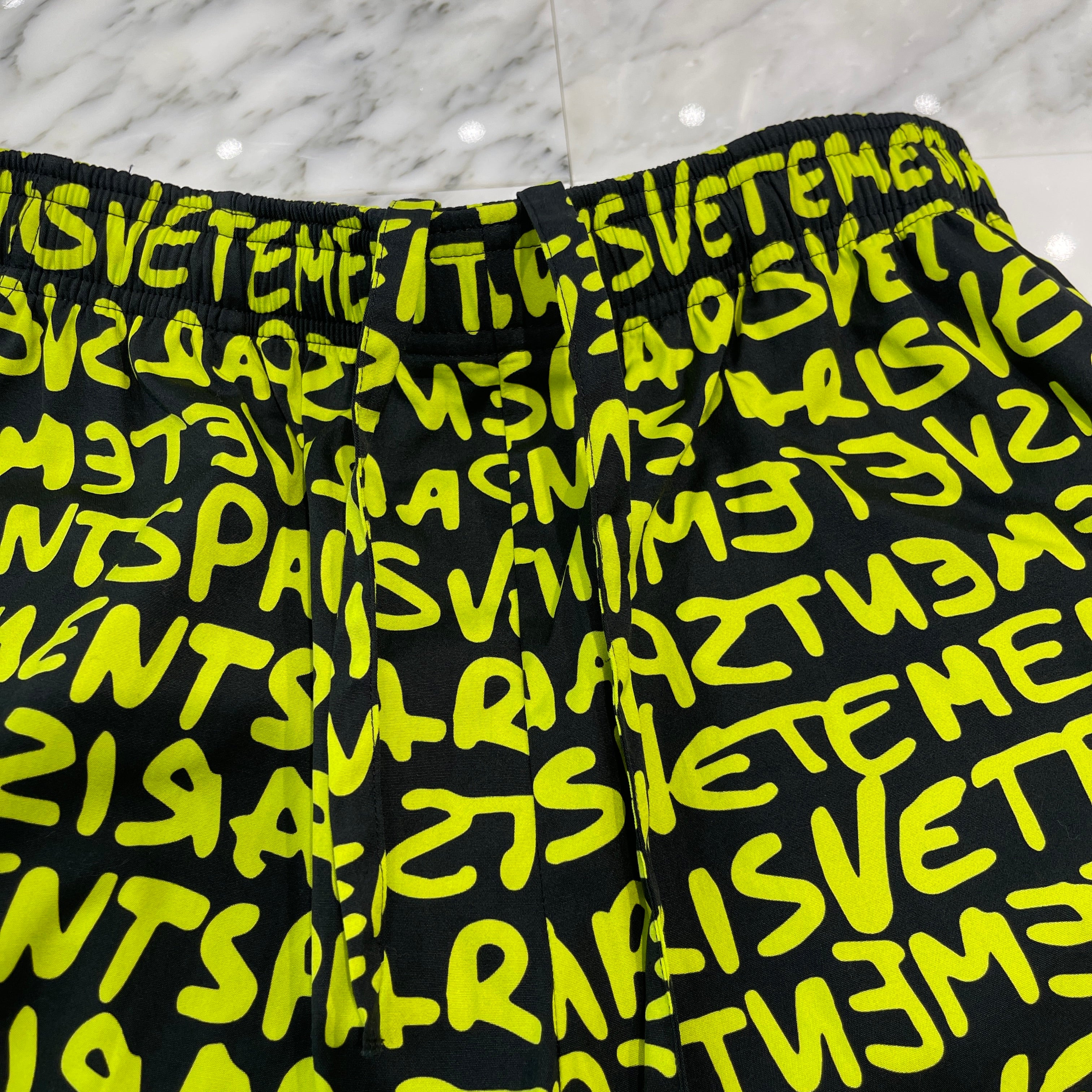 VETEMENTS 2024SS All Over Logo Half Pants UE64SS300BY Size XS ヴェトモン オールオーバーロゴ ハーフパンツ サイズXS