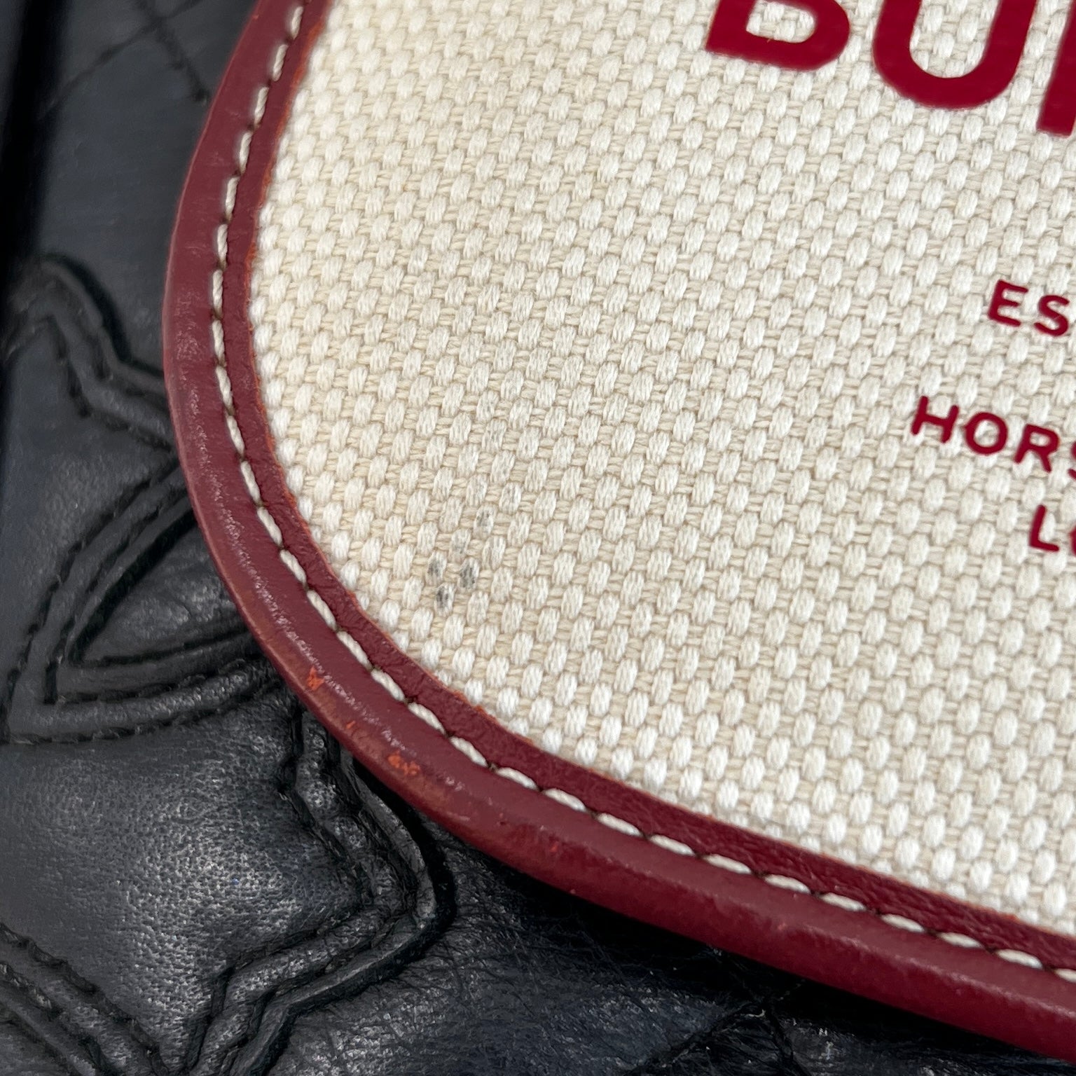 BURBERRY Horse Ferry Print Smart Phone Shoulder Bag バーバリー ホースフェリー プリント スマートフォン ショルダーバッグ