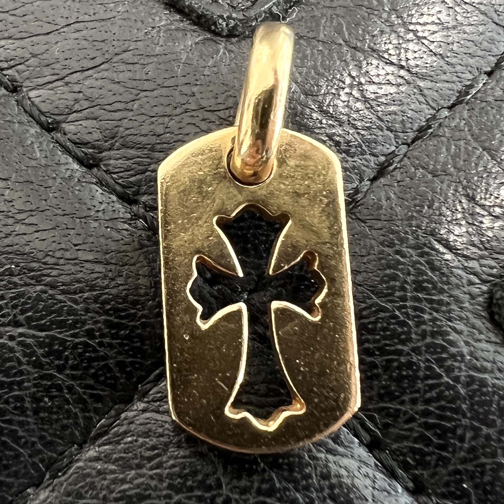 CHROME HEARTS 22K Tiny Cut Out Cross Dock Tag Pendant Charm Pave Diamond クロムハーツ 22K タイニー カットアウトクロス ドッグタグ ペンダントチャーム パヴェダイヤモンド