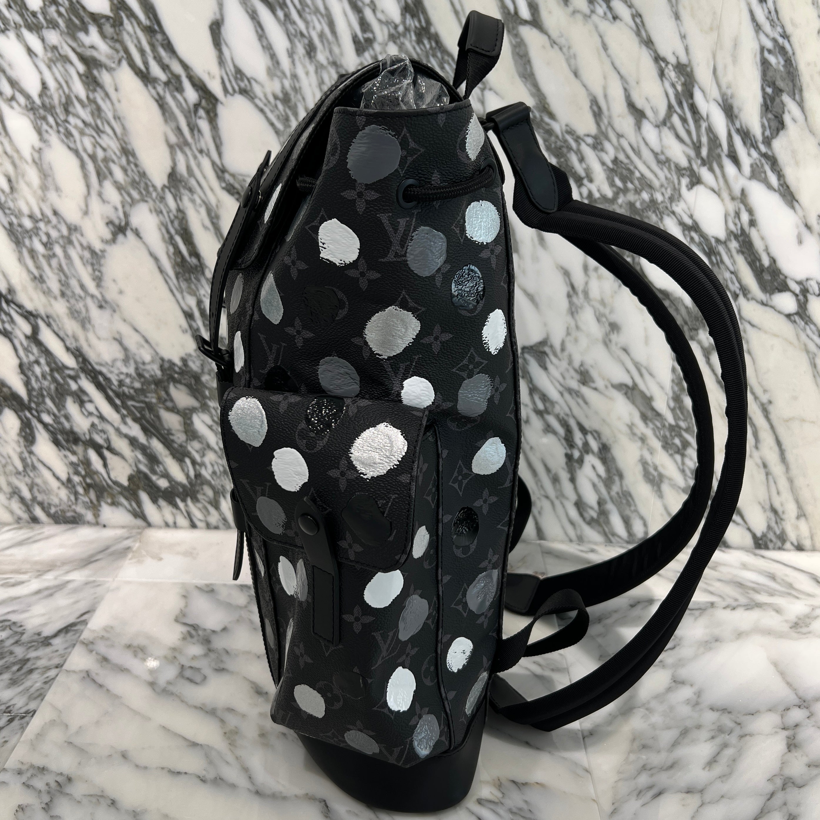 LOUIS VUITTON × YAYOI KUSAMA 2023SS Christopher MM M46403 ルイヴィトン × 草間弥生 クリストファーMM