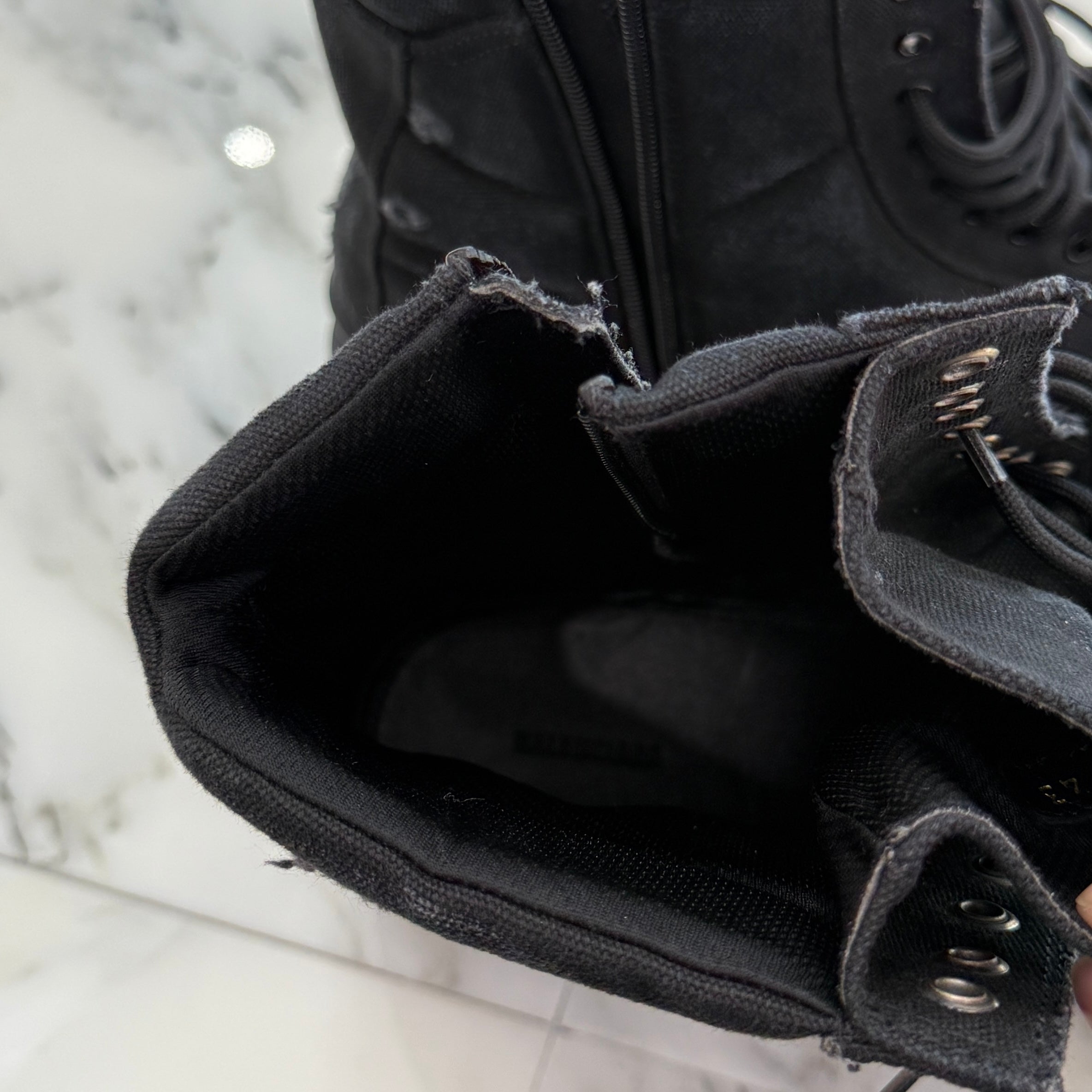 BALENCIAGA 2025SS Combat Strike Boots 694042 W2H11 Size 43 バレンシアガ コンバットストライク ブーツ サイズ43