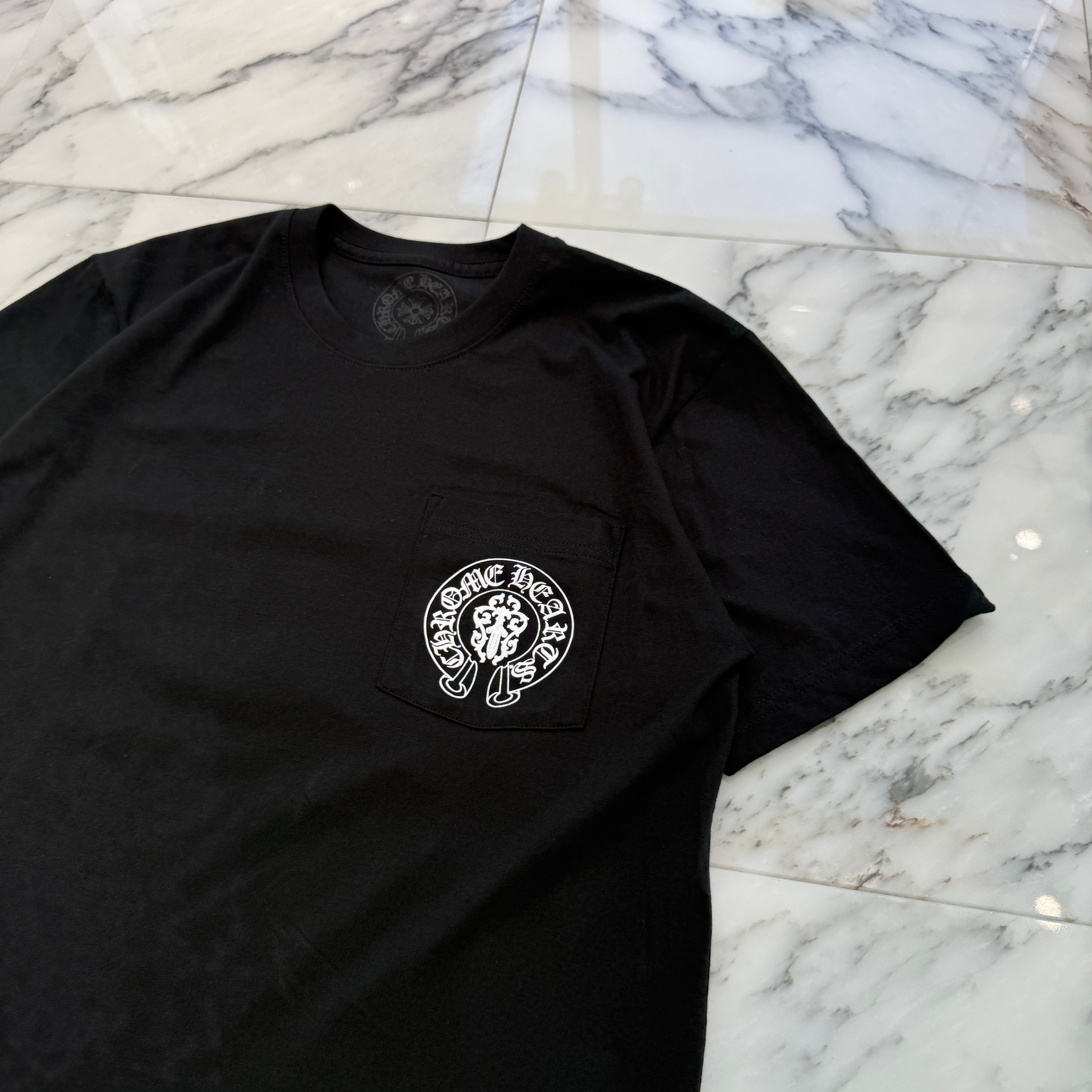 Chrome Hearts クロムハーツ アメリカンフラッグ ダガー Tシャツ