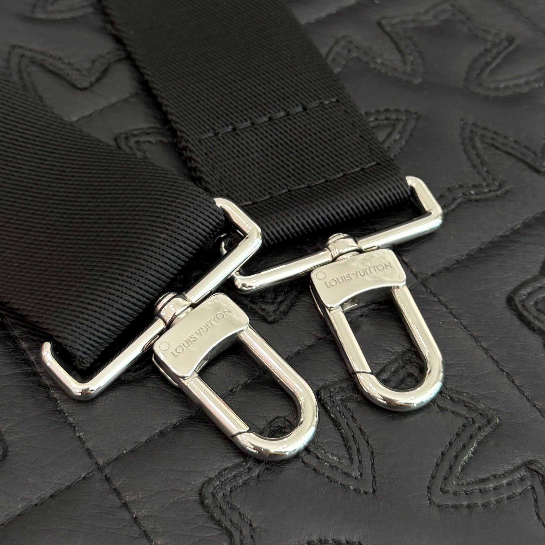 LOUIS VUITTON 2023SS Taigarama Gaston Wearable Wallet Shoulder Bag M30935 ルイヴィトン タイガラマ ガストン ウェアラブル ウォレット ショルダーバッグ