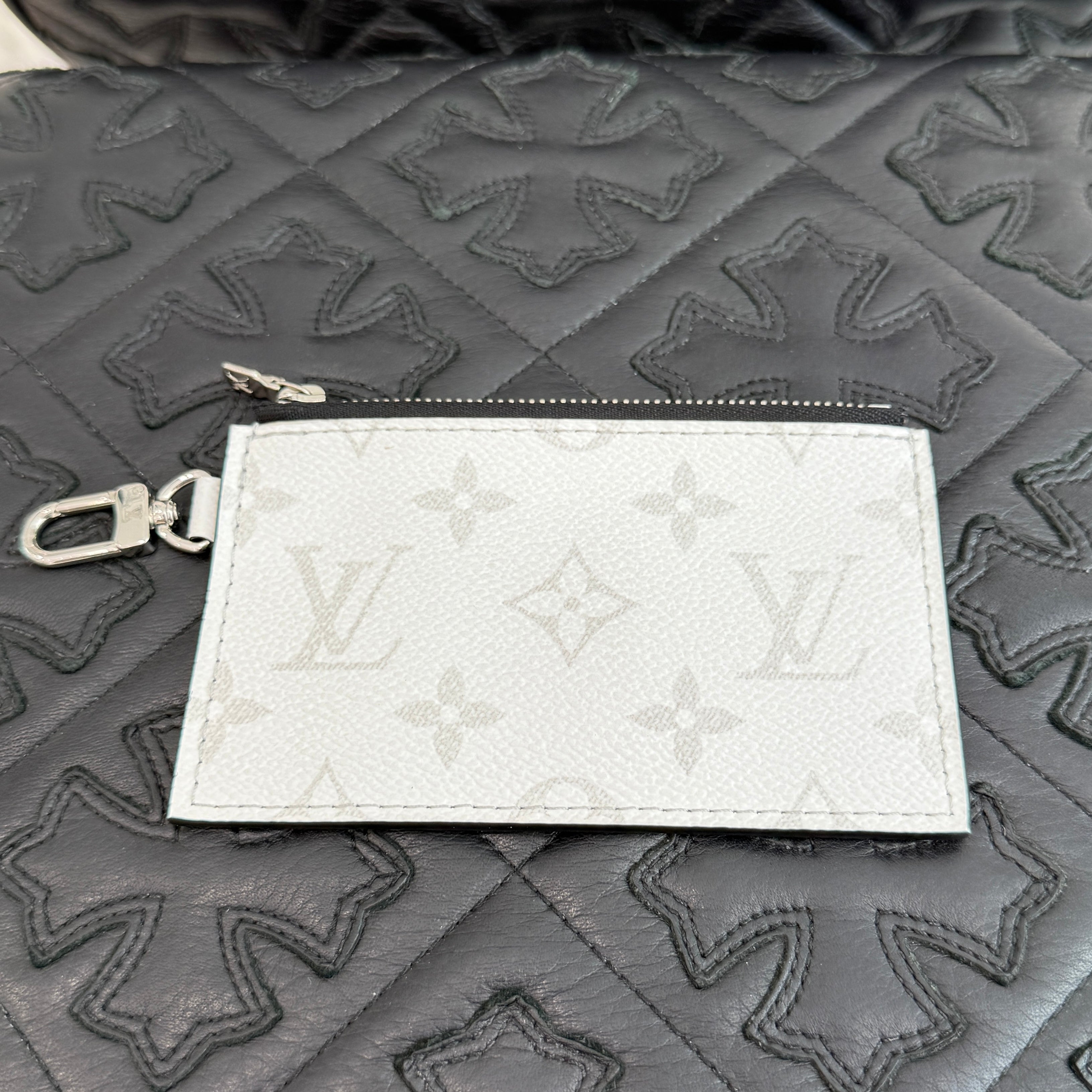 LOUIS VUITTON 2023SS Taigarama Gaston Wearable Wallet Shoulder Bag M30935 ルイヴィトン タイガラマ ガストン ウェアラブル ウォレット ショルダーバッグ