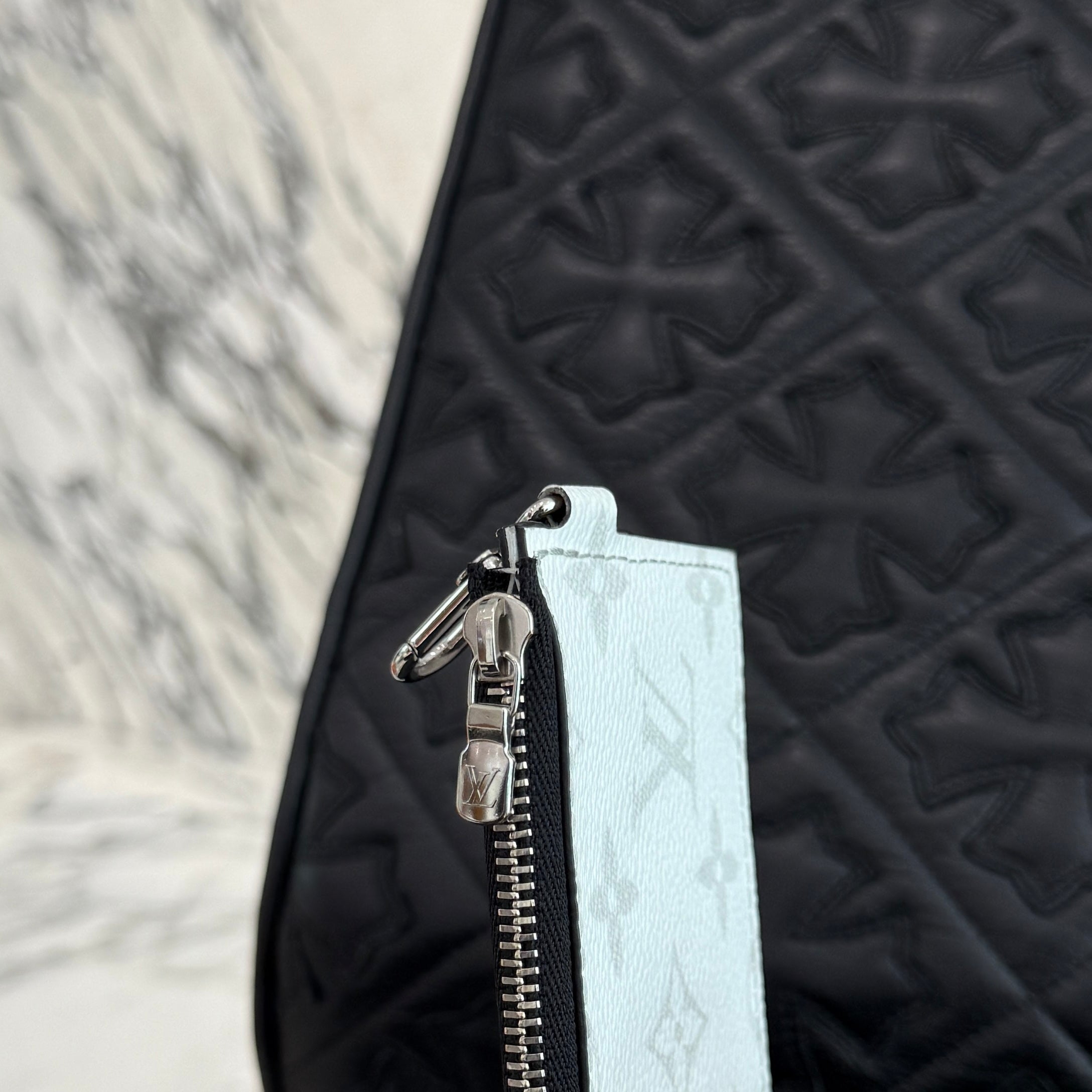 LOUIS VUITTON 2023SS Taigarama Gaston Wearable Wallet Shoulder Bag M30935 ルイヴィトン タイガラマ ガストン ウェアラブル ウォレット ショルダーバッグ