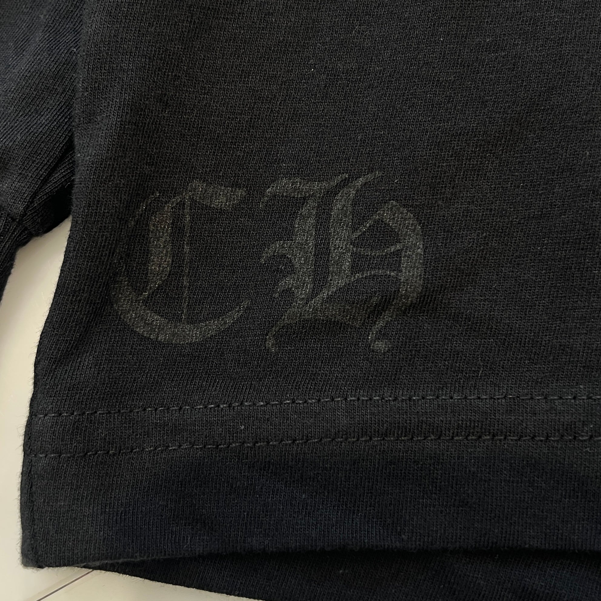 CHROME HEARTS 2025SS Old English Neck Logo Neon Blue Long Sleeve Tee Size XL クロムハーツ オールドイングリッシュ ネックロゴ ネオンブルー ロングスリーブ Tシャツ サイズXL