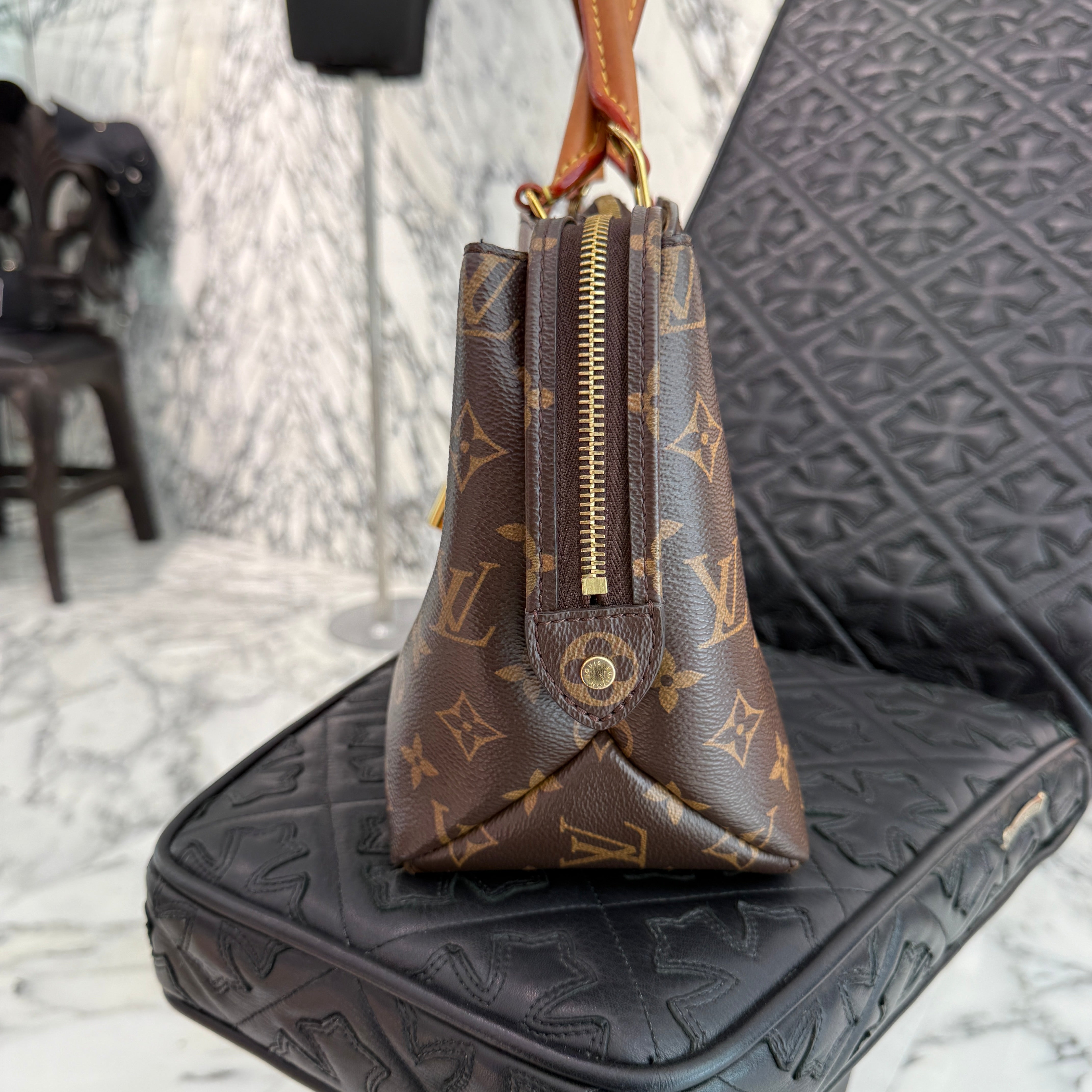 LOUIS VUITTON 2021AW Monogram Petit Palais PM Hand Bag M45900 ルイヴィトン モノグラム プティ パレPM ハンドバッグ