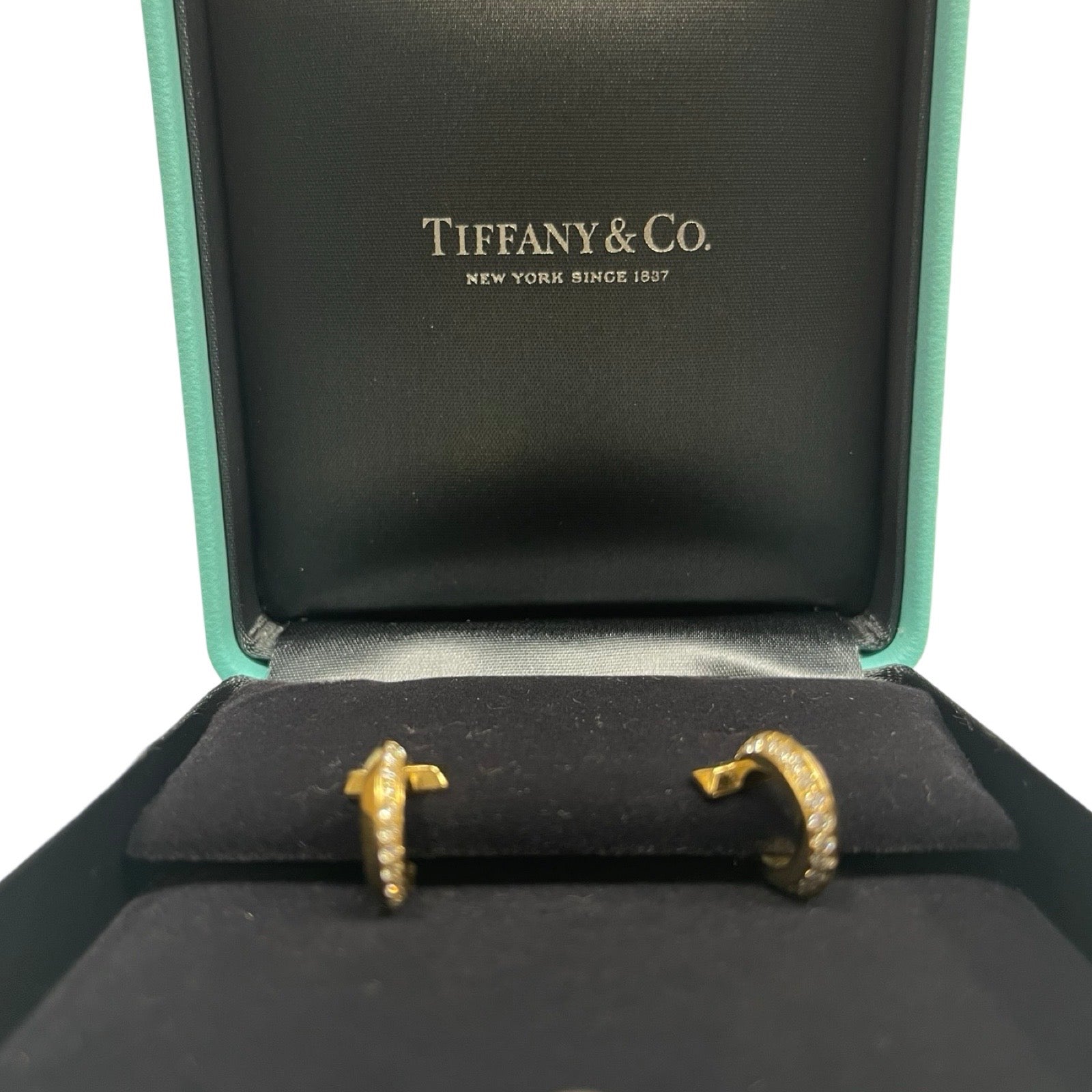 Tiffany Co. T One Hoop Earrings 69783015 Au750 ITALY d0.20ct