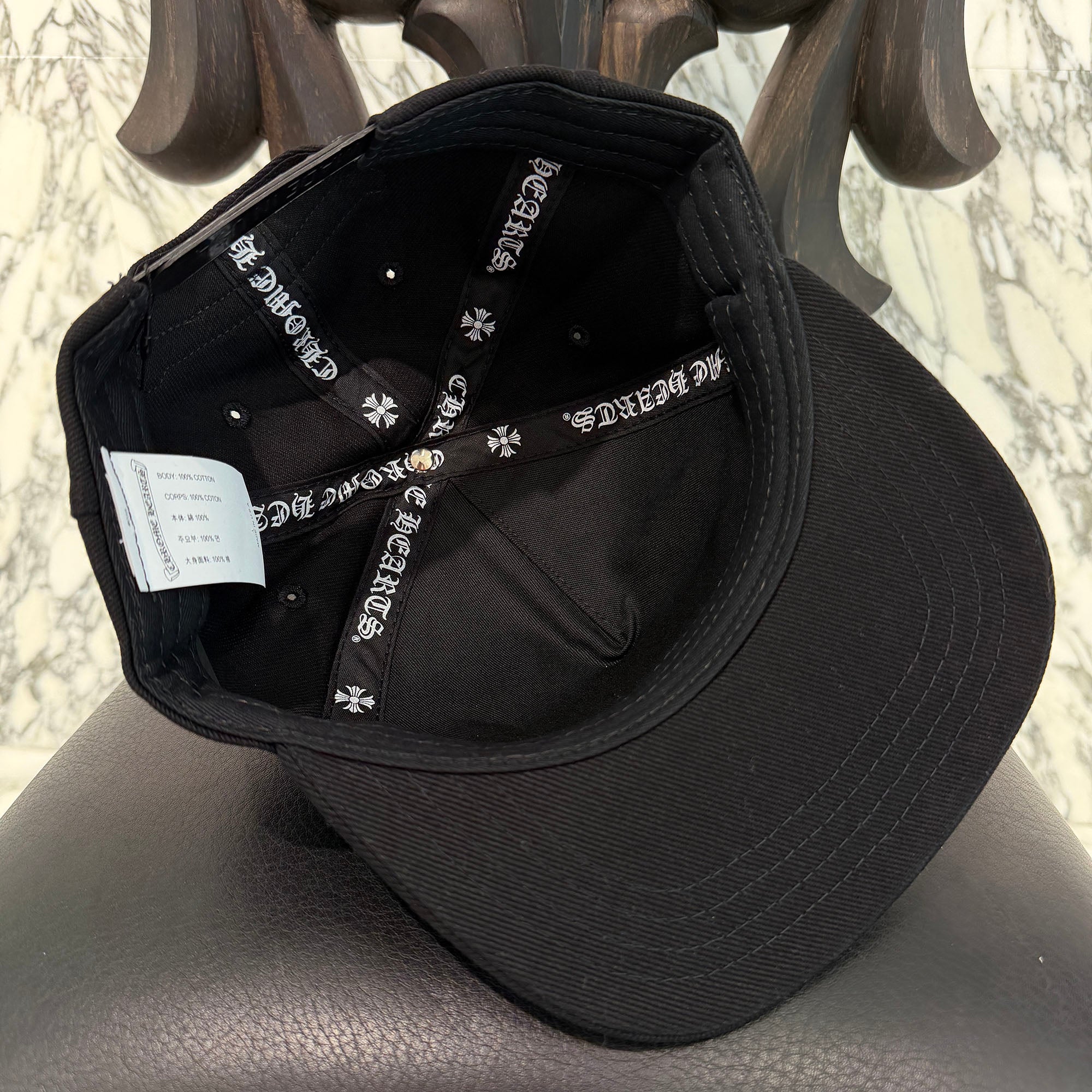 CHROME HEARTS Scroll Label Logo Embroidery Cap Size ONE SIZE (51-61) クロムハーツ スクロールラベルロゴ 刺繍 キャップ サイズONE SIZE (51-61)