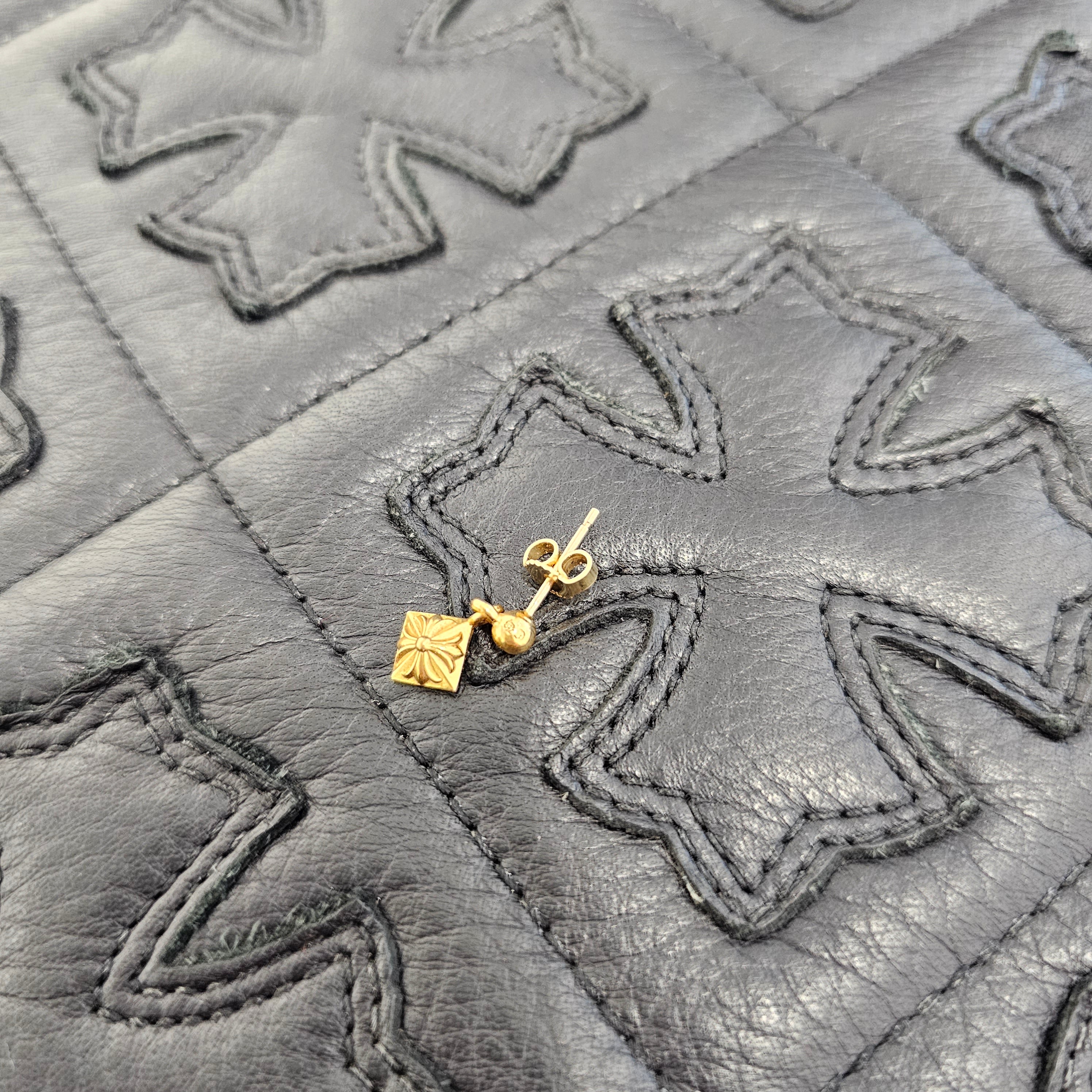 CHROME HEARTS 22K DROP PYRAMID PLS Earring クロムハーツ 22K ドロップ ピラミッド PLSイヤリング